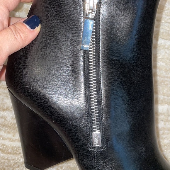 Saint Laurent NIki 85 asymmetric boots - Picture 10 of 11